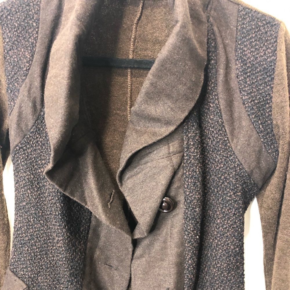 Lucy Paris brown long sleeve wool blend button front jacket, size small - Picture 13 of 14